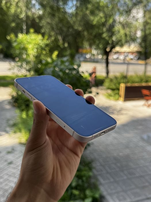 Iphone 13 128GB.