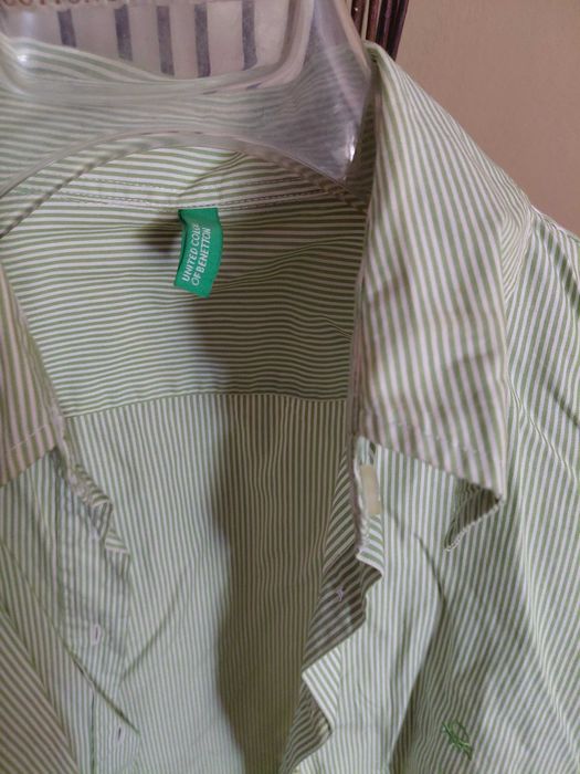 Vand 2 camasi Benetton superbe