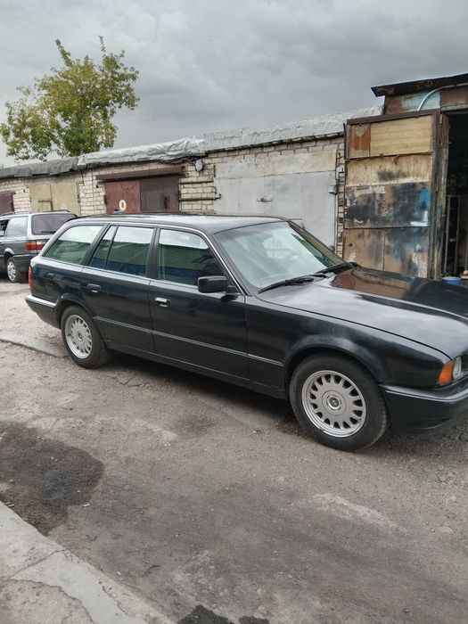 Продам авто BMW универсал