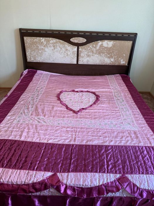 Продам кровать двуспалка и комод