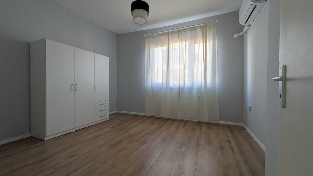 Тристаен на ул. Искър, до СМГ