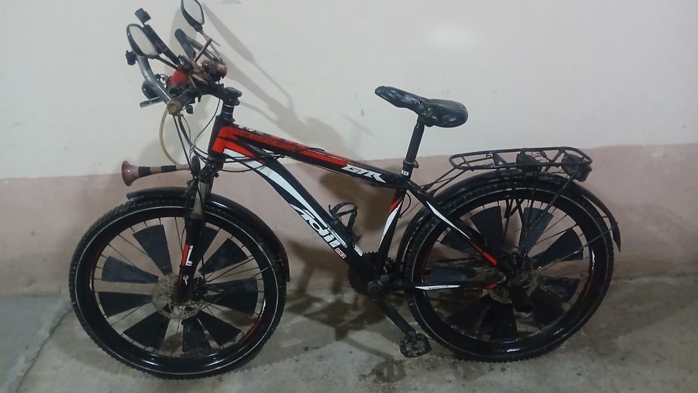 Veloseped sotiladi