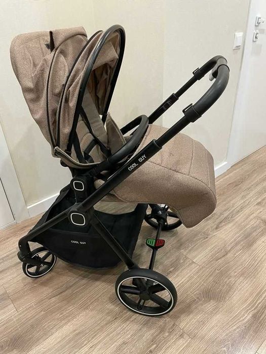 Детская коляска регулируемая