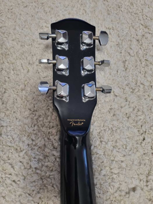 Chitara Acustica  Squier Fender