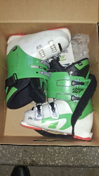 Ботинки горнолыжные