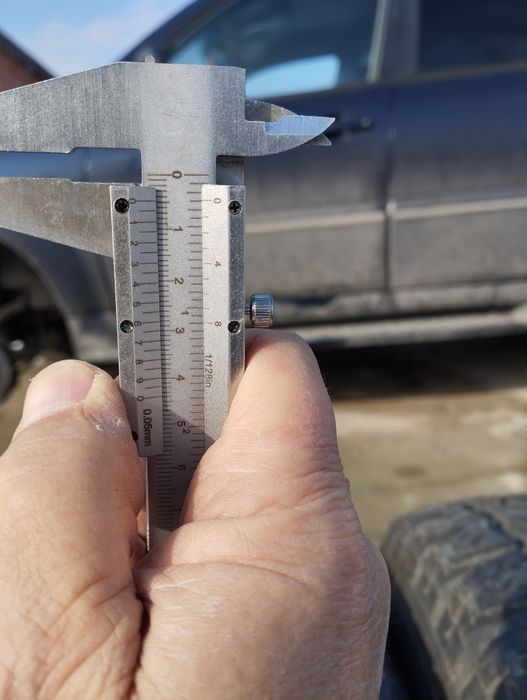 Гуми  все сезонни 235/65/17