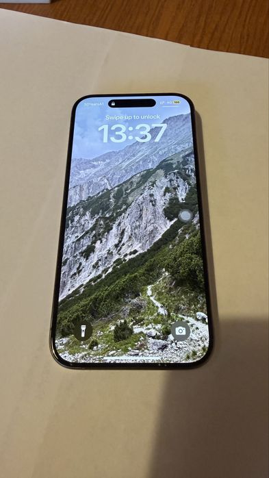 Iphone 15 pro / отличен