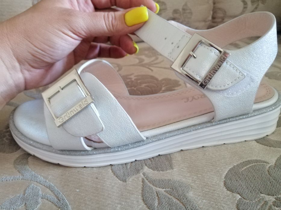 Продам обувь 38 размер