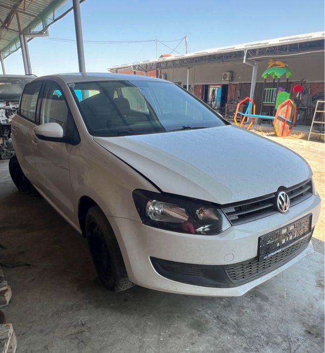 VW POLO 1.6TDI90кс На Части
