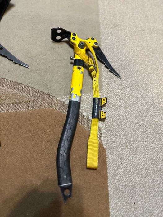 2 броя Пикели Charlet moser /ледокоп/