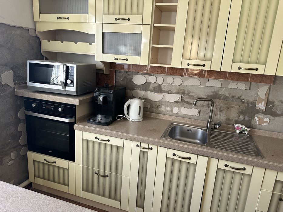 Продам кухонный гарнитур