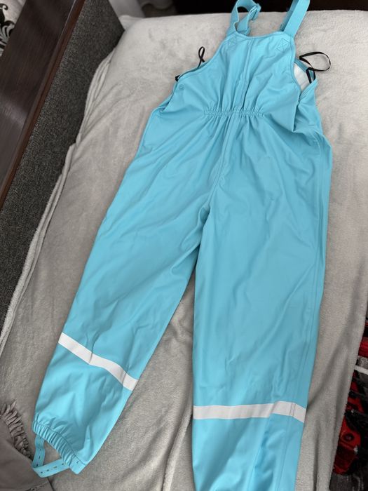 Vand costum impermeabil ploaie marimea 110 geaca 116 pantalonul