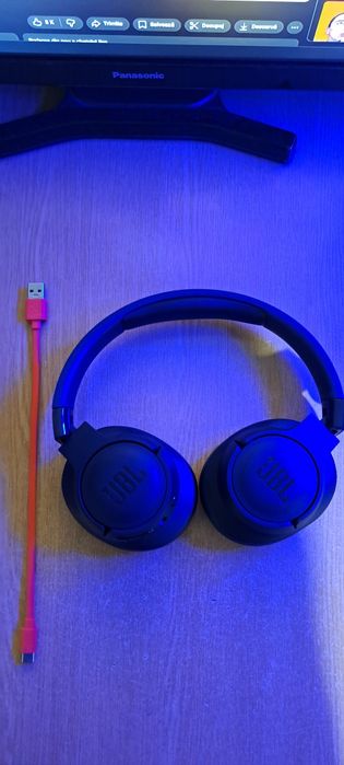 Casti jbl tune 720 BT