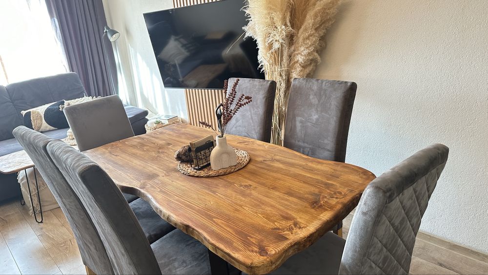 Плот за трапезна маса