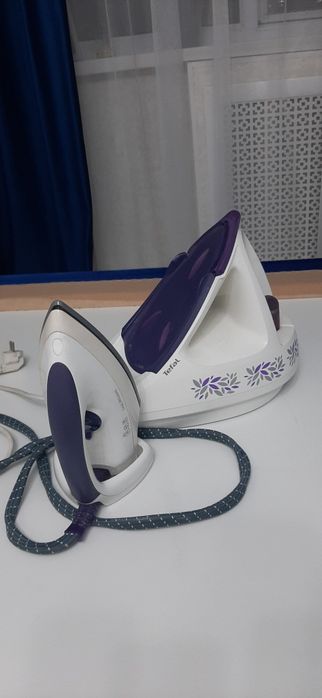 Продается   утюг