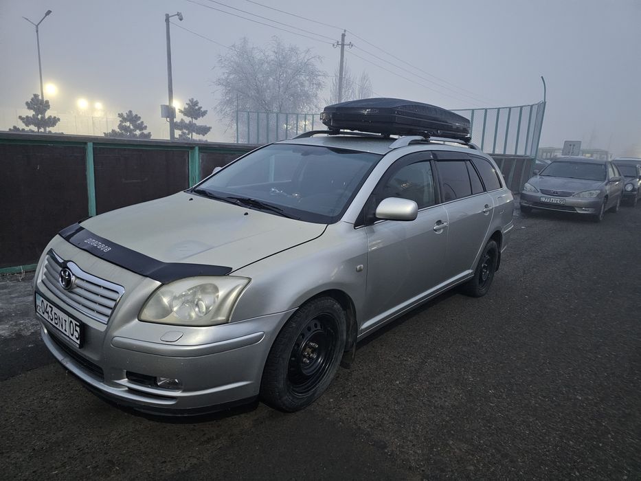 Продам Тойоту Авенсис