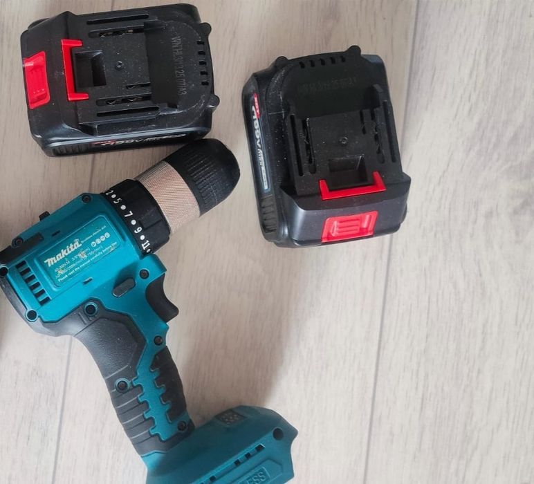 Продам шуруповёрт