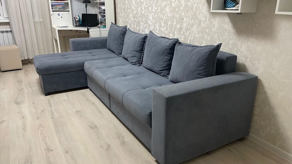 Диван в хорошем состоянии