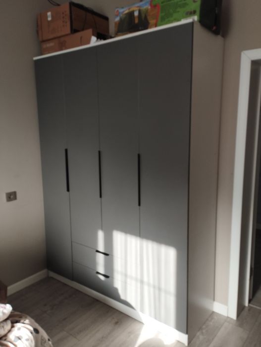 Шкаф 220х160х50 в хорошем сост