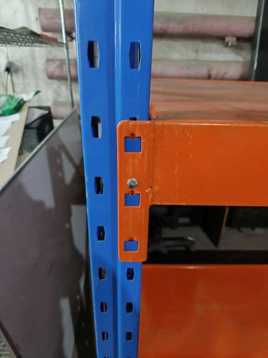 Стеллажи для склада и дома