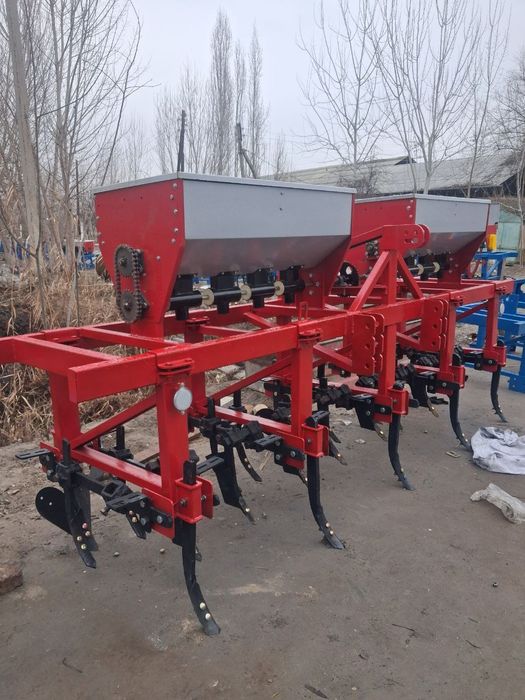 Культиватор сотилади