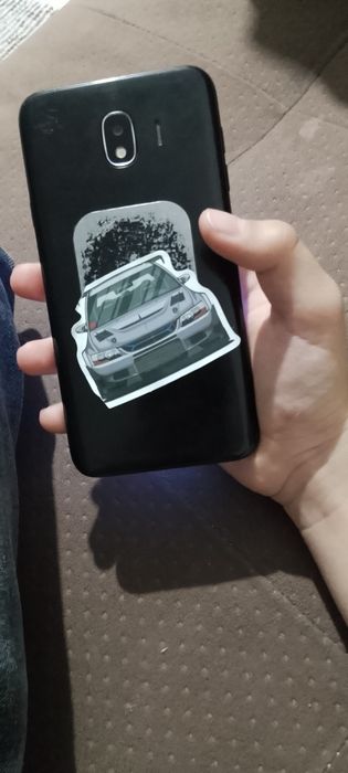 Телефон galaxy j4