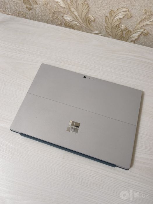 Microsoft Surface Pro 5