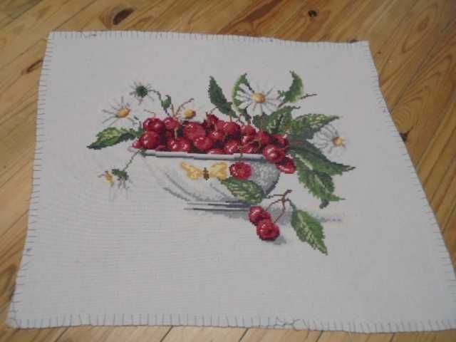 Гоблен ''Натюрморт с череши''