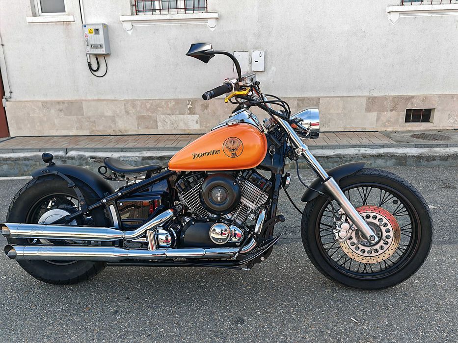 Motocicleta Chopper Bobber Yamaha 650 Dragstar