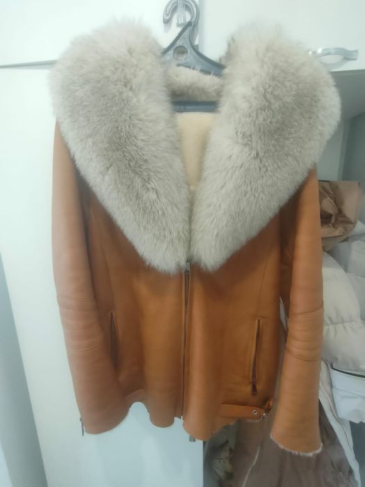 Продам дублёнку женскую