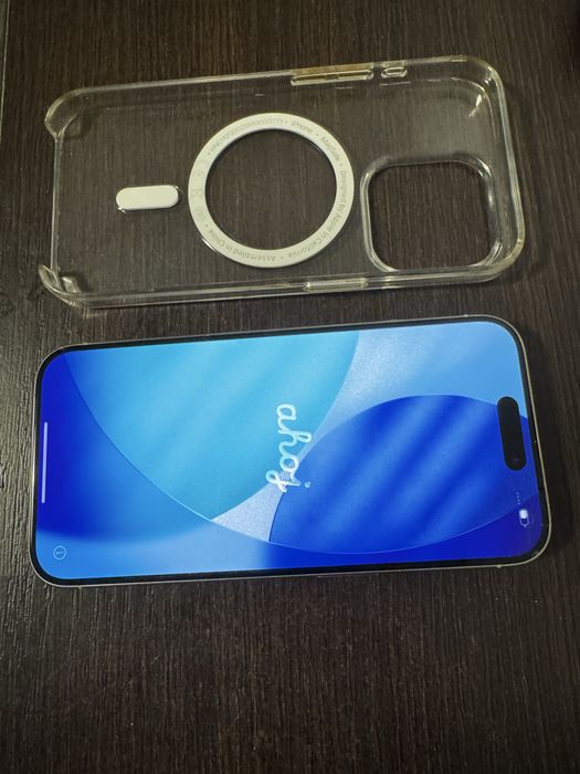 Iphone 15 Pro White - sticla display fisurata in colt