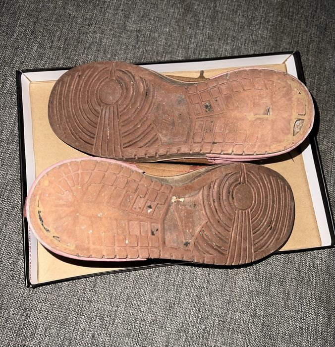 Продам кроссовки Nike