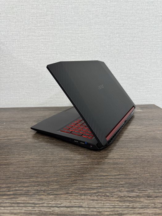 Мощный Acer Nitro-5 Ryzen-5 (Аналог intel Core i7) RX560 DDR5 Графика!