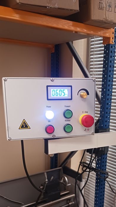 НОВА фреза за метал UNIMARK ZX32GV 1500W ,самоход по Х, цифрова  индикация по трите оси. ER32!