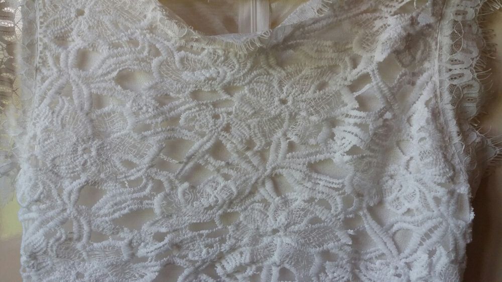 Rochita  dama  cu  broderie