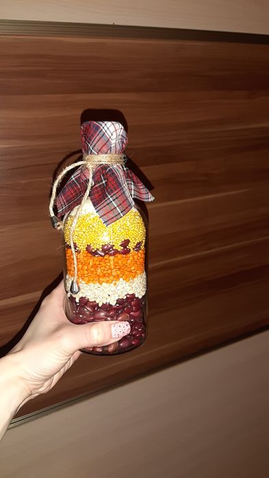 Декор для кухни, кафе. Бутылка с крупой