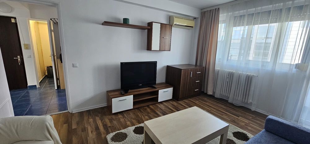 Proprietar inchiriere apartamenr 2 camere Eroii Revolutiei