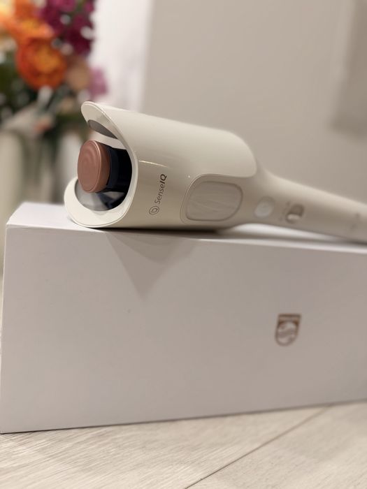 Маша Philips WavePro Styler 9000