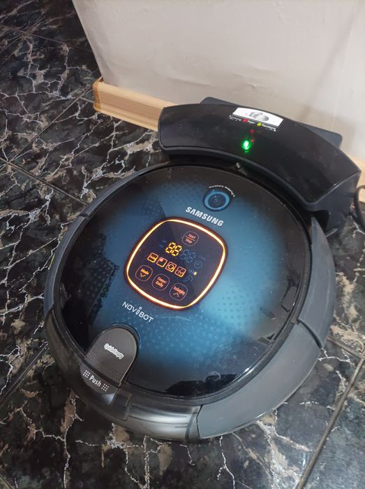 Прахосмукачка робот Samsung Navibot SR8855