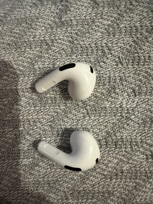Airpods 3 на запчасти