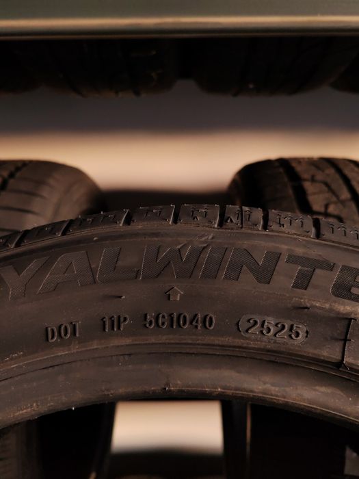 235 45 R18 iarna Anvelope Cauciucuri Continental noi 8mm DOT 2025