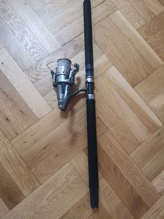 Тролинг комплект въдица и макара