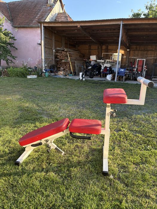 Bancă profesională pentru abdomene (Sit-Up Bench) reglabilă – fitness