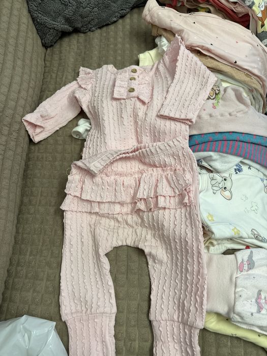 Продам детские вещи