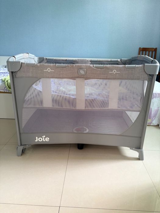 Детская кроватка Joie