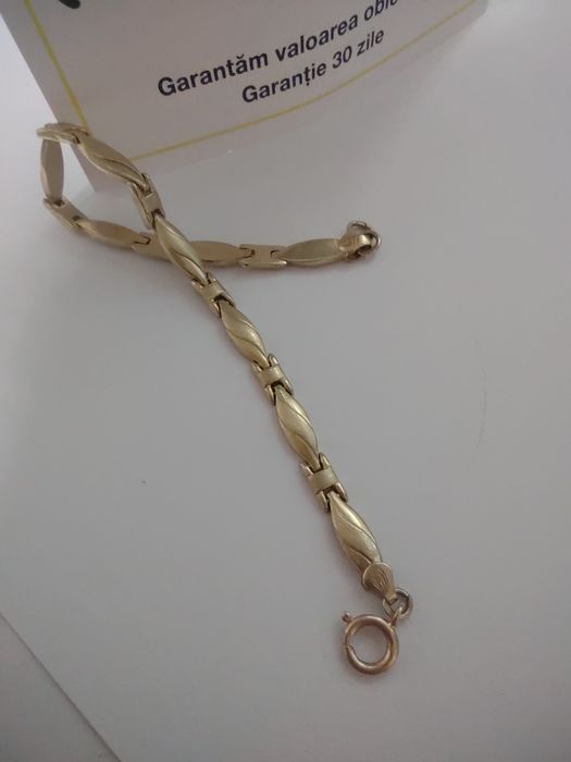 Bratara aur 14k (efn)