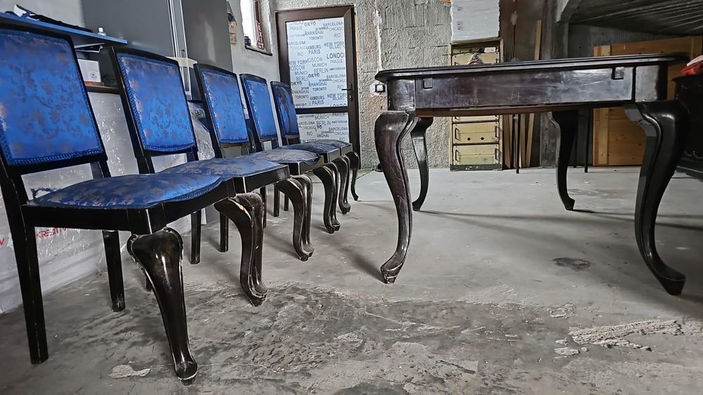 Set sufragerie vintage stil baroc – bufete, masă cu geam și 6 scaune