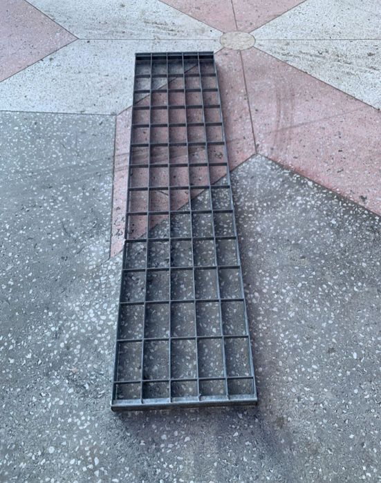 Trepte zincate galvanizate
