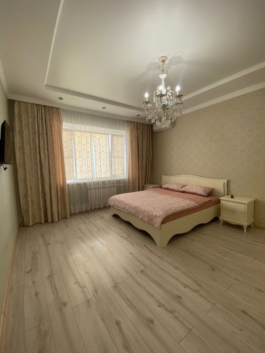 Сдам посуточно 1 комн Батыс 2