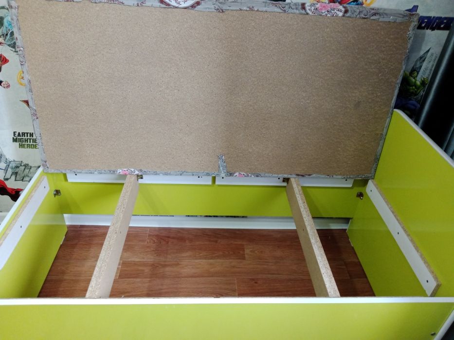 Детский кровать в хорошем состоянии